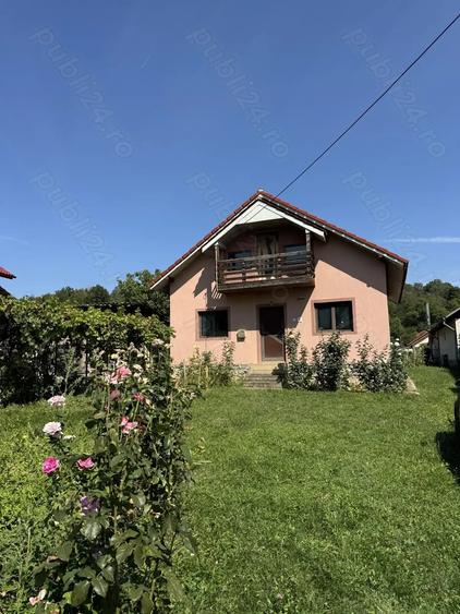 Casa de vanzare in sat Pades, Comuna Pades , Judetul Gorj - 1