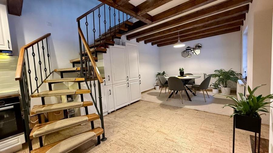 Casa cu 3 camere in zona Ultracentrala - 1