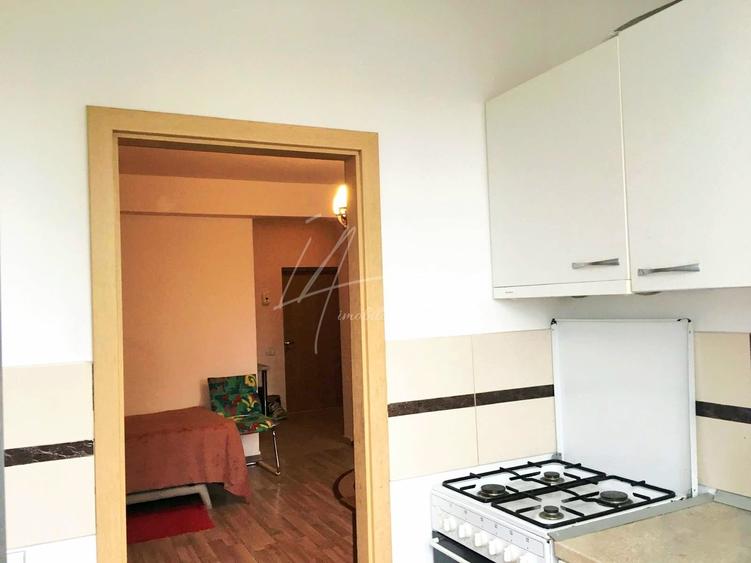 Garsoniera spatioasa-41 mp. Prelungirea Ghencea 281, posibil 2 camere. - 9