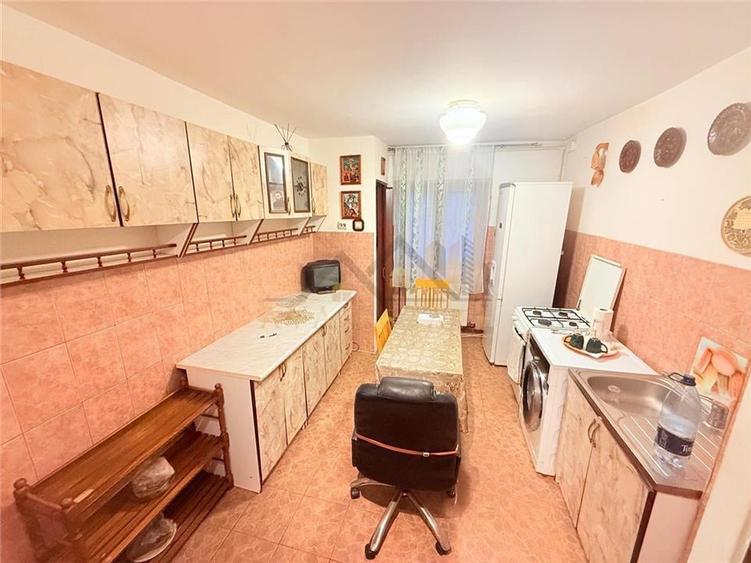 Apartament 2 camere, semidecomandat, Et.3 ,54 mp+centrala - Restaurant Nora/Damb - 7