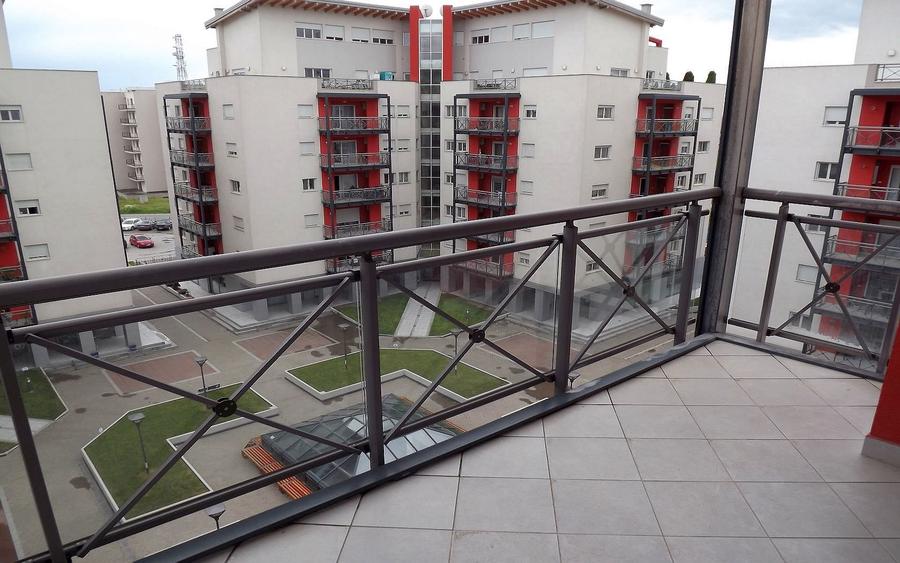 Ansamblul Rezidential RING. Apartament cu 2 camere, foarte SPATIOS, terasa MARE - 5