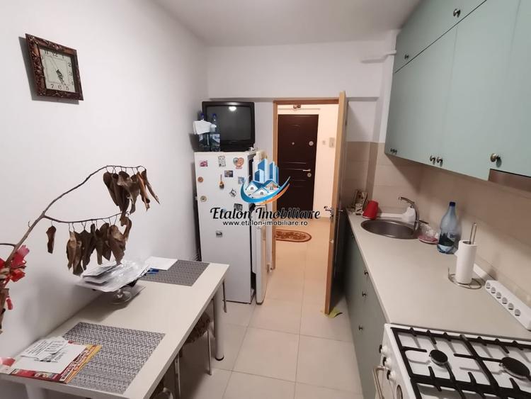 Apartament 2 camere semidecomandat, etaj 3 bloc cu lift,&nbsp;Darmanesti - 2