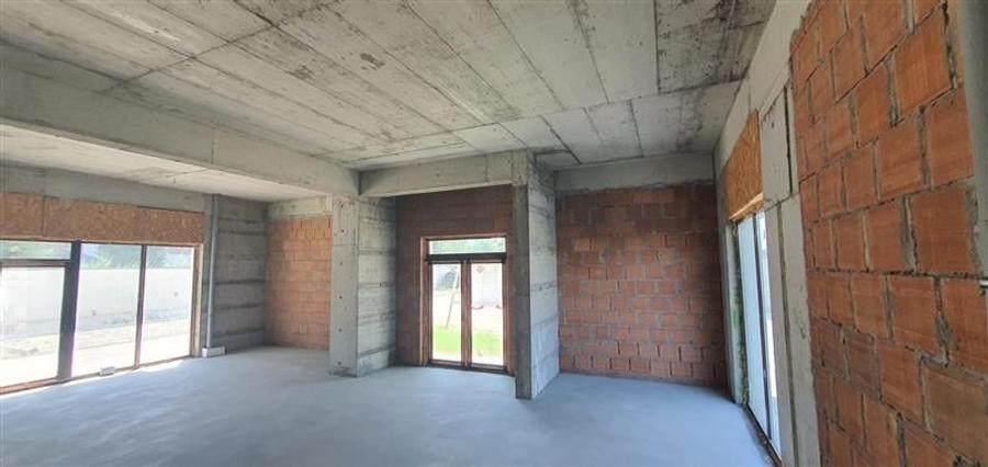 Proprietar, spatii comerciale, de la 64 mp la 140 mp, Prel Ghencea, str. Ghindar - 4