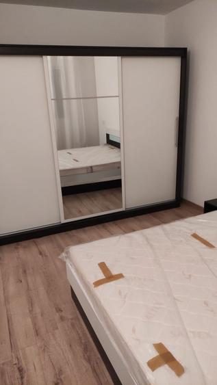 Apartament 3 camere de inchiriat - 1