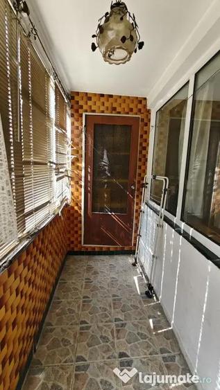 Vanzare apartament 3 camere la pre? de 2 camere Ion Berindei - 2