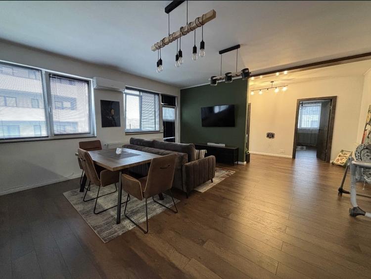 Apartament 3 camere, 2 bai, 2 balcoane, parcare, zona Subcetate - 1