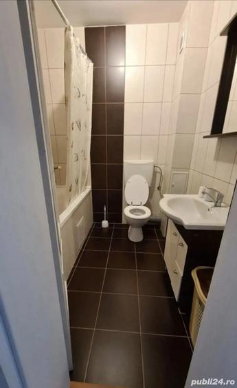 Inchiriez apartament 2 camere decomandat - 1