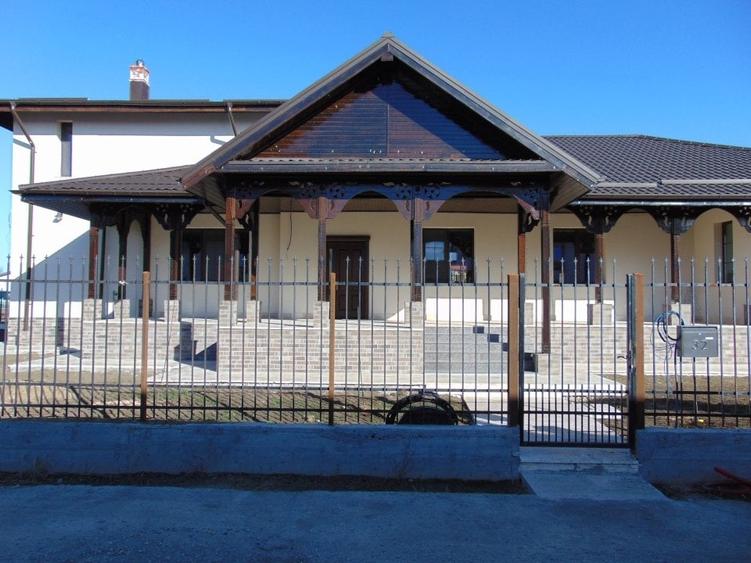 FARA COMISIOANE linga padure Vila 7 camere mobilata 4 bai 2 terase pe 1600mp - 3