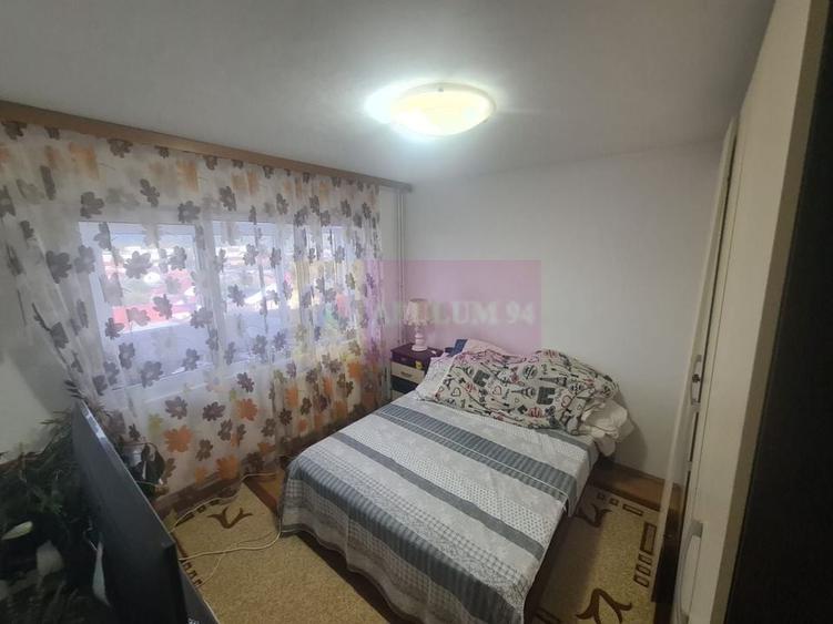 Apartament cu 3 camere de vanzare in Campina - Zona Cuza - 5