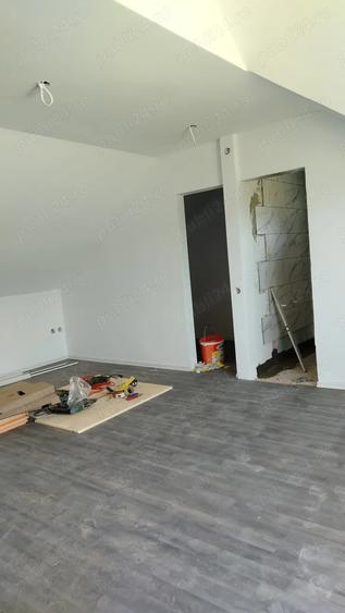 Vand casa ?i teren - 1