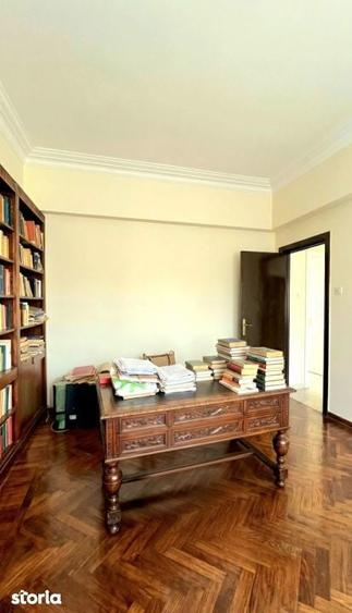 Metrou Pta Victoriei -Apartament interbelic cu eleganta autentica - 8