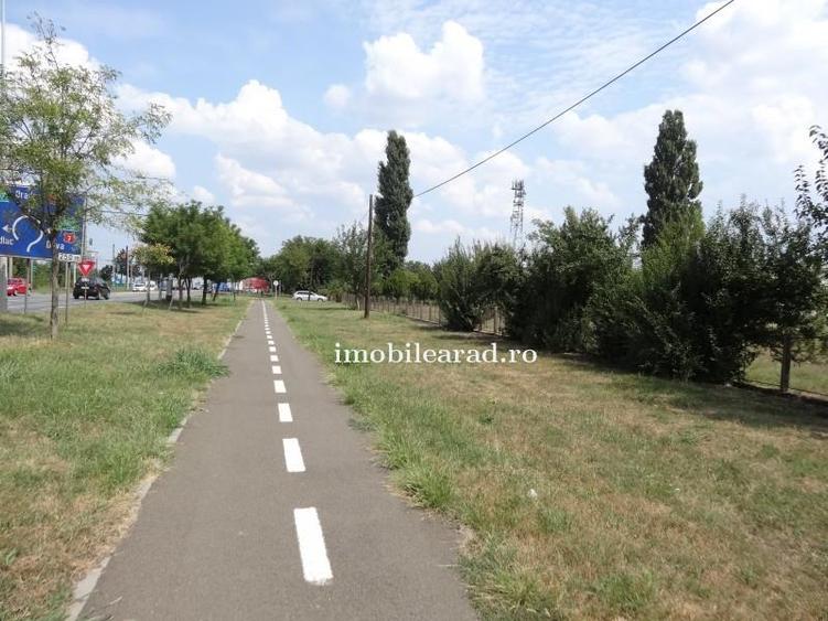 Teren 18.400 mp cu 4 hale P+E pe Artera principala vizavi de Metro-Momax - 6