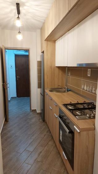 Inchiriez garsoniera metrou Iancului, 40 mp, renovata si mobilata modern - 10