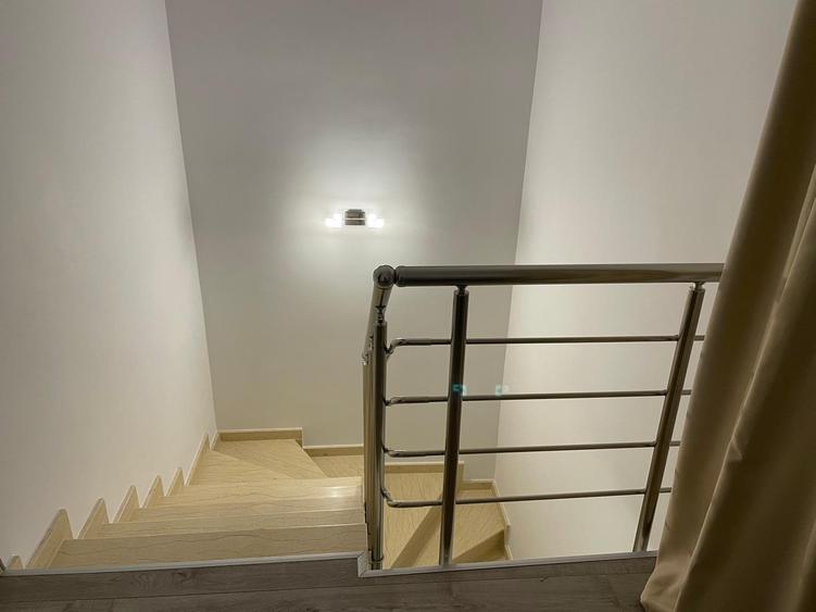 Casa de vanzare cu mansarda, complet mobilata si utilata, 4 camere, comision 0 - 9