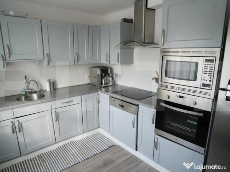 Casa de vanzare cu piscina - 14