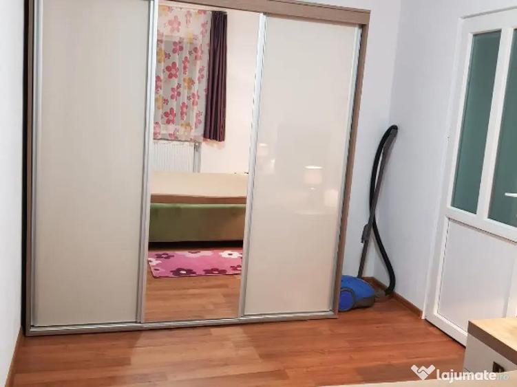 Inchiriez apartament 2 camere in Deva, etaj 3, mobilat, Al. Pacii - 14