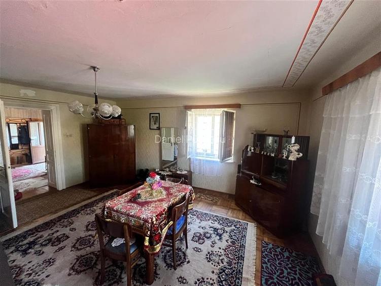 CASA VANZARE, CRISTIAN