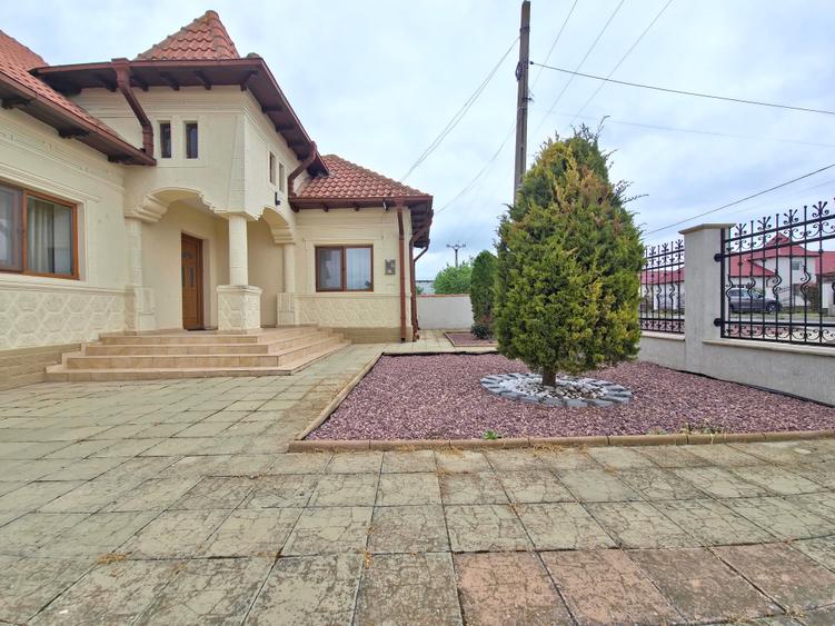 Casă elegantă complet renovată, 4 camere, 2 corpuri – Kogălniceanu - 7