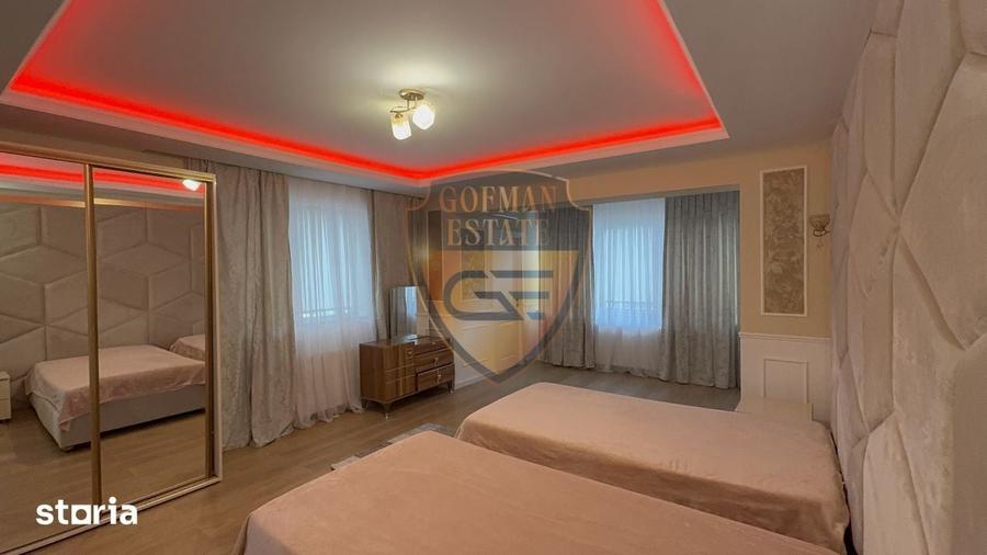 Apartament cu 3 camere în Delfinariu