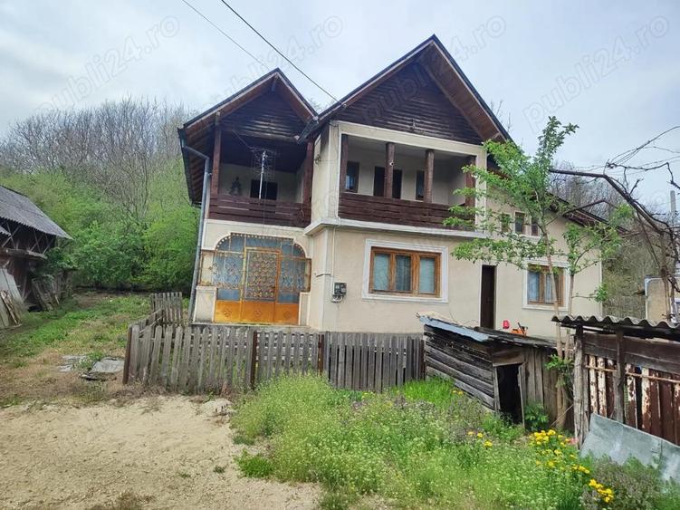 Casa si teren de vanzare intr-o zona inconjurata de paduri si aer curat, langa ora?ul Gae?ti - 7