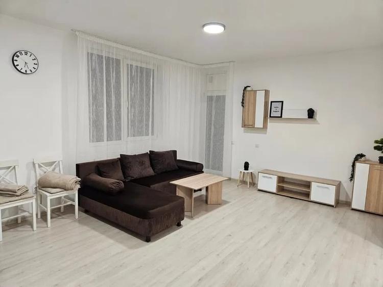 Apartament cu 2 camere, 57 mp, balcon, zona Eroilor - 2