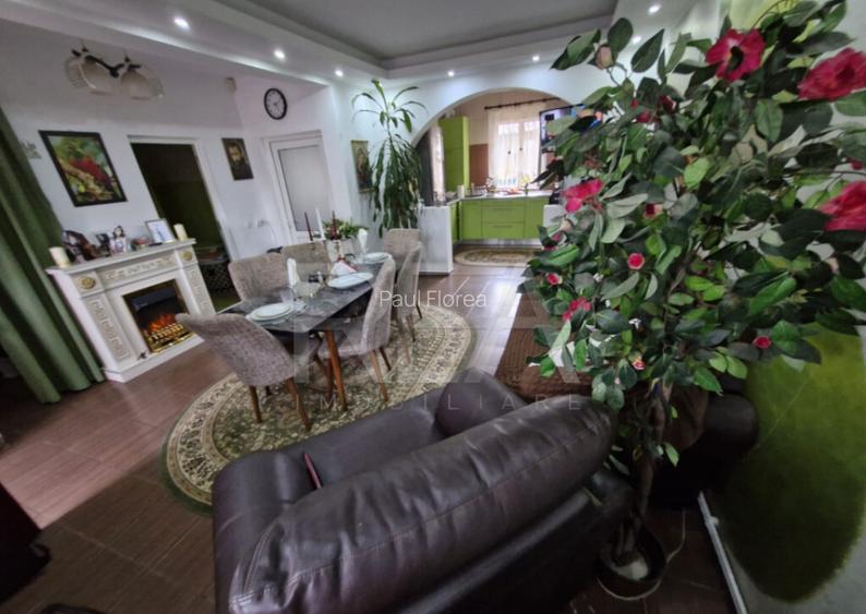 Casa cu 5 camere la 1 kilometru de gradini?a Col? de rai Casa cu 5 camere la 1 kilometru de gradini?a Col? de rai