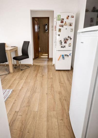 Apartament cu 2 camere decomandat, mobilat în Soarelui