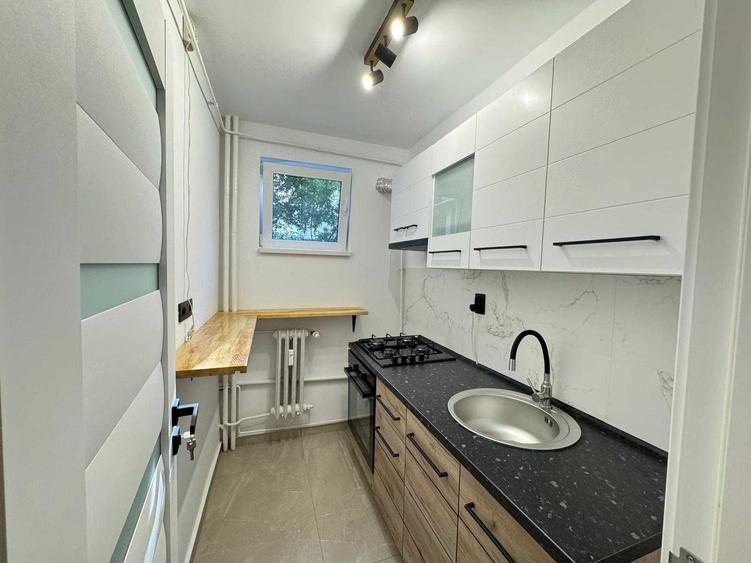 Apartament cu 2 camere semidecomandat în Tătărași