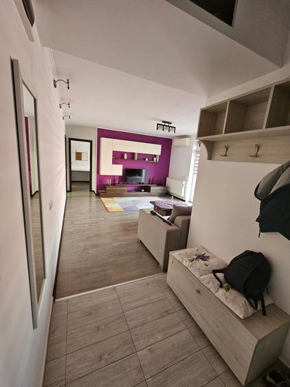 Apartament cu 2 camere semidecomandat în Dosu Bricii