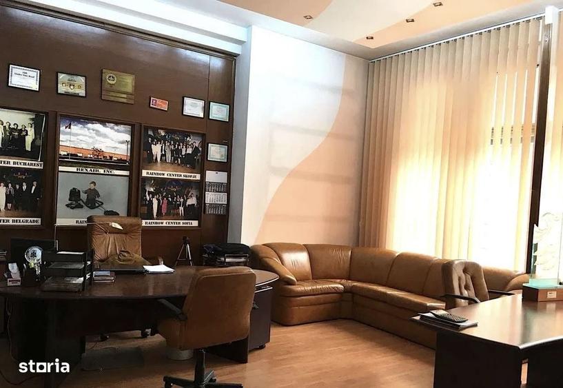 Spațiu comercial, de 436 mp, în Băneasa