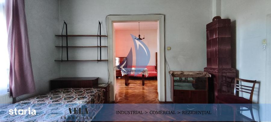 Casă cu 3 camere cu Teren 260 Mp în Semicentral