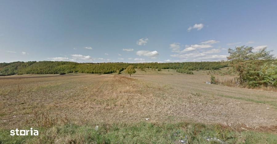 Teren de 2547 mp, în Vălenii de Munte