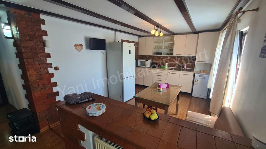 Casă cu 4 camere cu Teren 50 Mp în Central