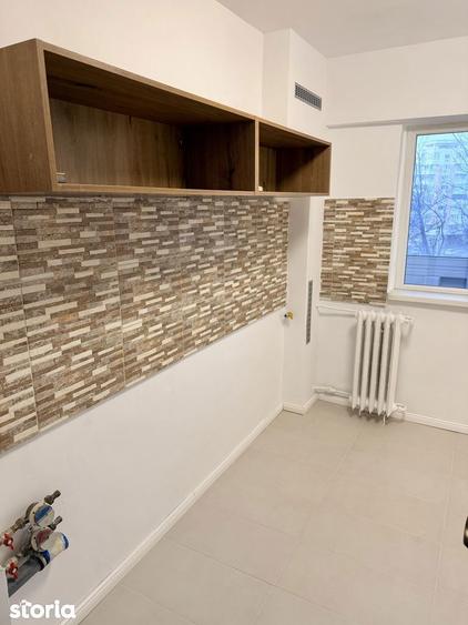 Apartament cu 3 camere decomandat, mobilat în Militari