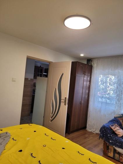 Garsonieră decomandată în Uric