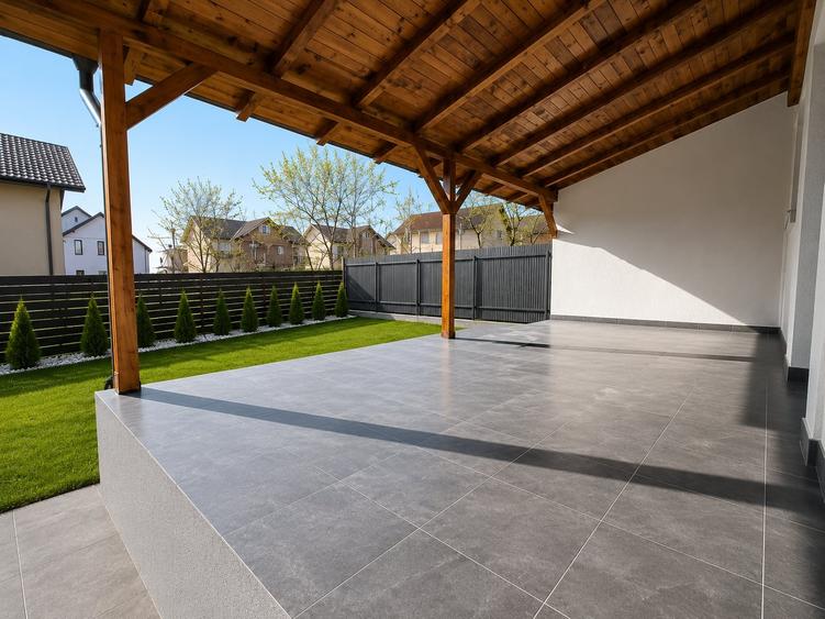 Duplex cu 4 camere cu Canalizare în Popas Păcurari