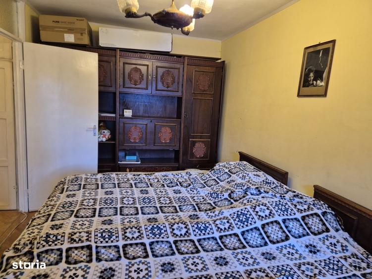 Apartament cu 4 camere decomandat în Malul Mureșului