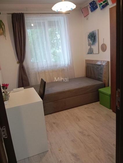 Inchiriez ap. 3 camere Pacii 2800 lei