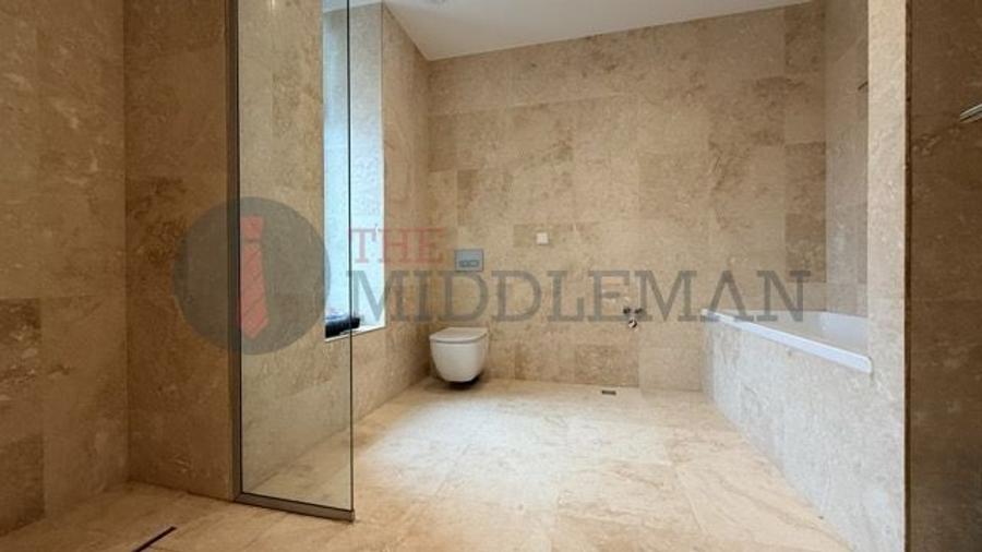 Casă individuală cu 3 camere cu Canalizare în Tunari