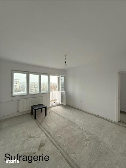 Apartament cu 3 camere semidecomandat în Nord