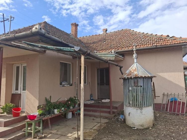 Casă cu 2 camere în Bocsig