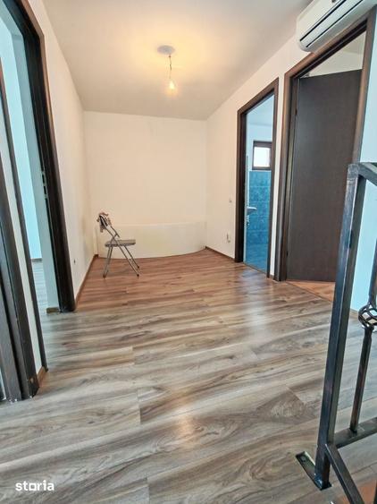 Casă cu 4 camere cu Teren 130 Mp în Central
