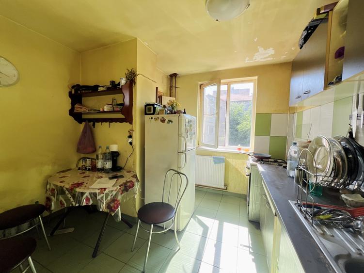 Apartament cu 2 camere decomandat, mobilat în Circumvalațiunii