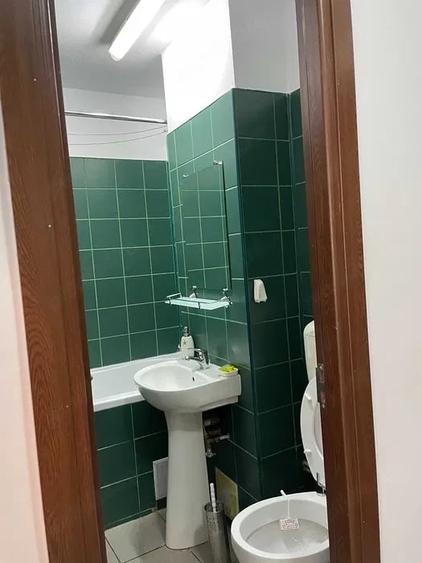 Garsonieră semidecomandată în Tei
