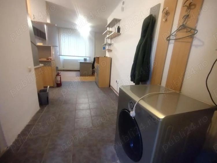 Garsoniera de inchiriat la 5 minute de mers pe jos de facultatile de Mecanica ?i Construc?ii - 2