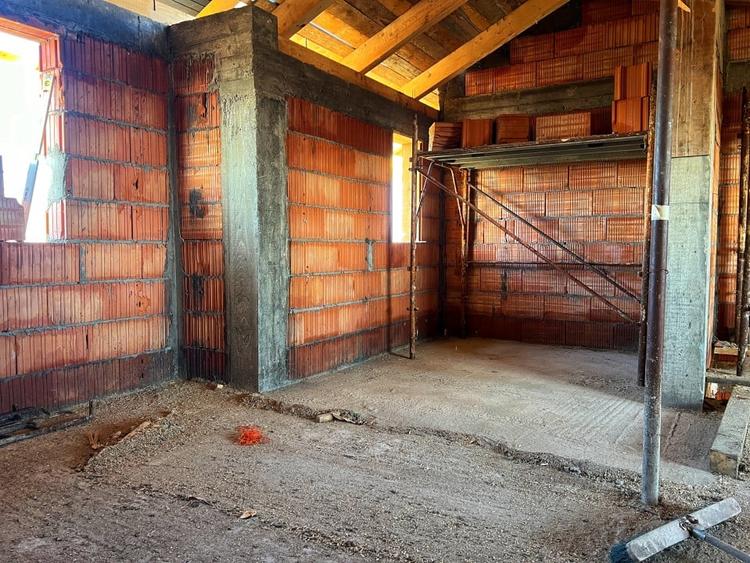 Duplex, 4 camere, 312mp teren, 95mp utili -  Sacalaz - 11