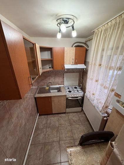 Garsoniera confortabila renovata complet - 4