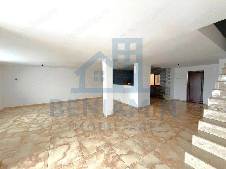 Casa situata in Catargiu Baraganului P+1+M suprafata 170mp-zona buna - 4