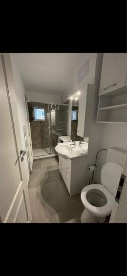 Caut colega de apartament - 3