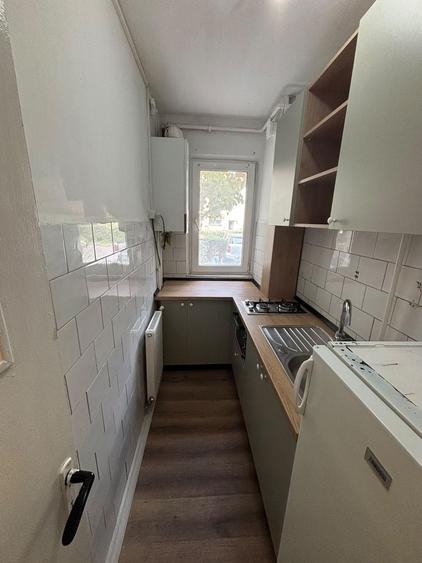 Apartament cu 2 camere semidecomandat în Drumul Carului
